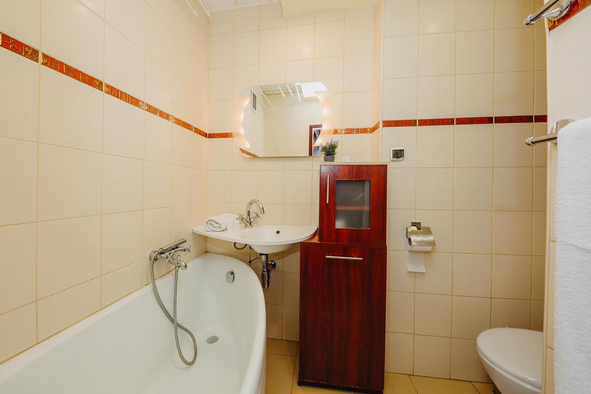 Апартаменти Quiet Flat In The Old Town Варшава Екстер'єр фото